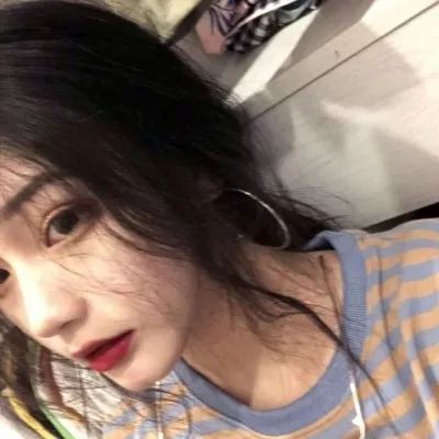 港股午评:恒指涨0.04% 科指跌0.48% 科网股、餐饮股走弱 核电股普涨 海底捞跌超10%